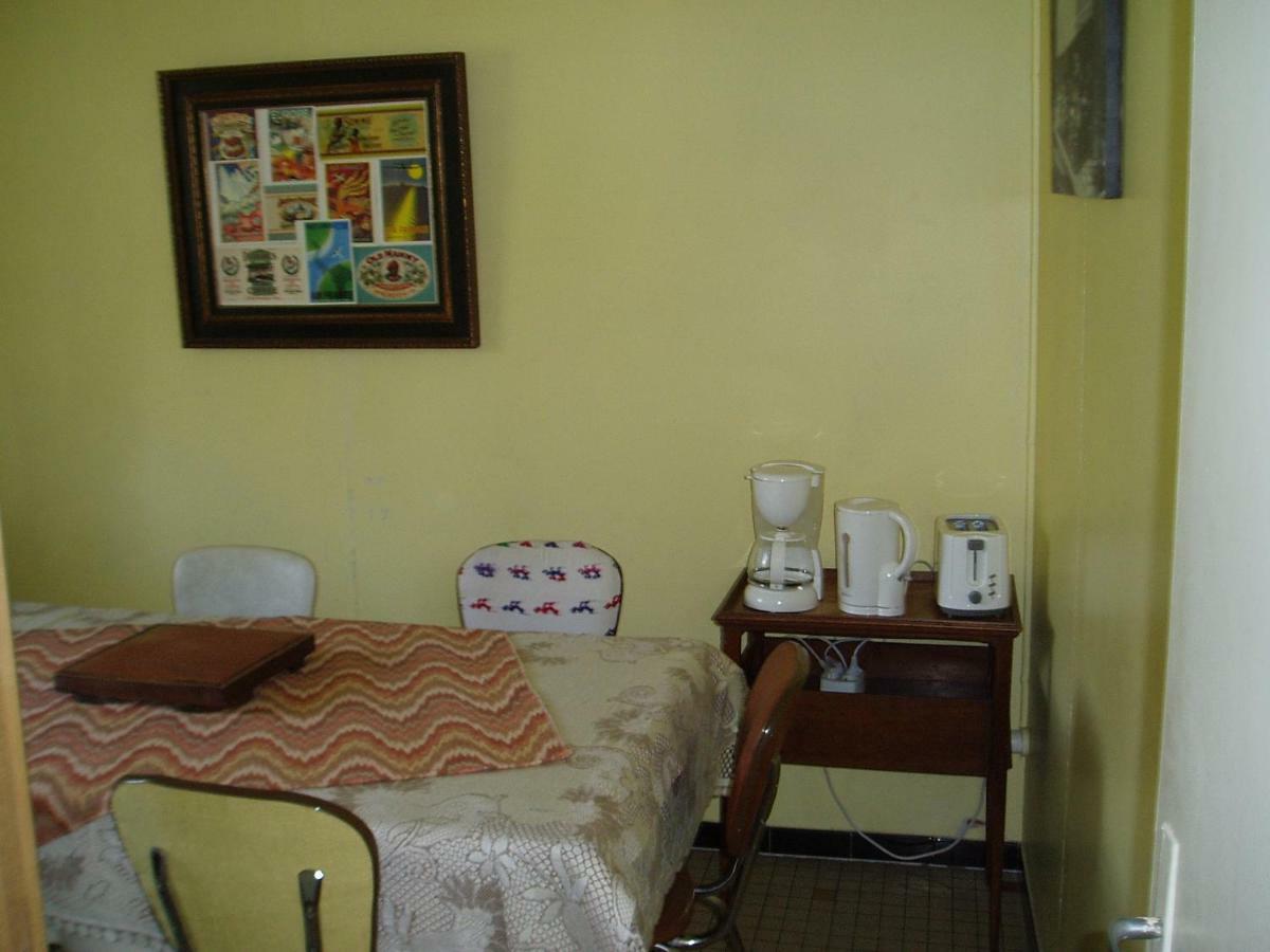 L'Ancien Patronage Guest House Caumont-sur-Garonne Ngoại thất bức ảnh
