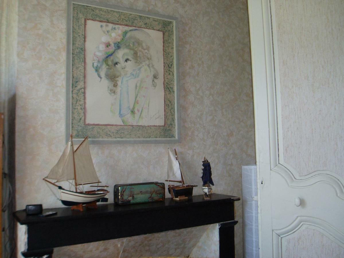 L'Ancien Patronage Guest House Caumont-sur-Garonne Ngoại thất bức ảnh